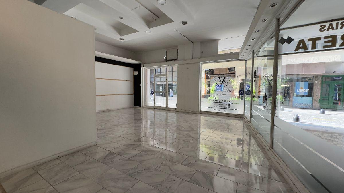 Local todo rubro San Martín al 900 Retiro
