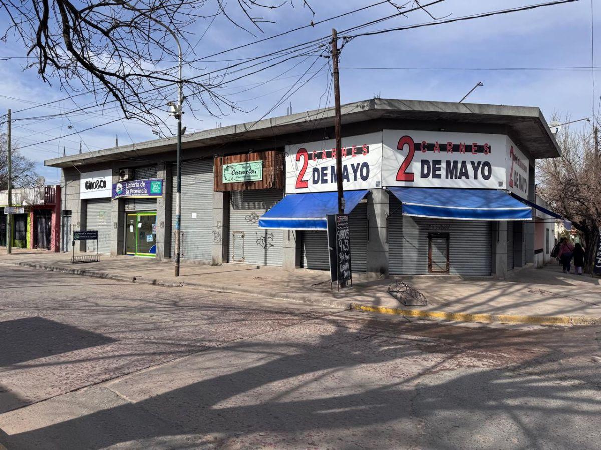 Local en Spegazzini