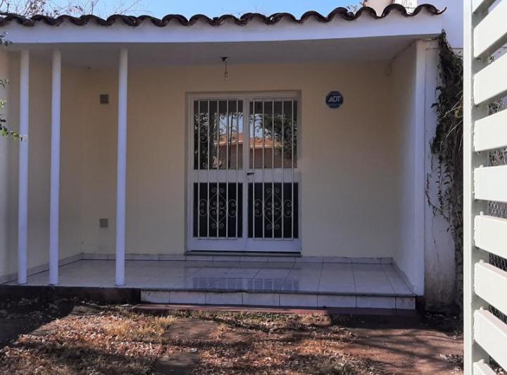 Se alquila Casa de 1 Dormitorios en B° San Clemente, Villa Allende $ 470.000. 1
