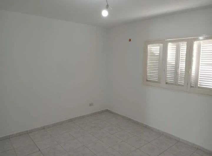 Se alquila Casa de 1 Dormitorios en B° San Clemente, Villa Allende $ 470.000. 5