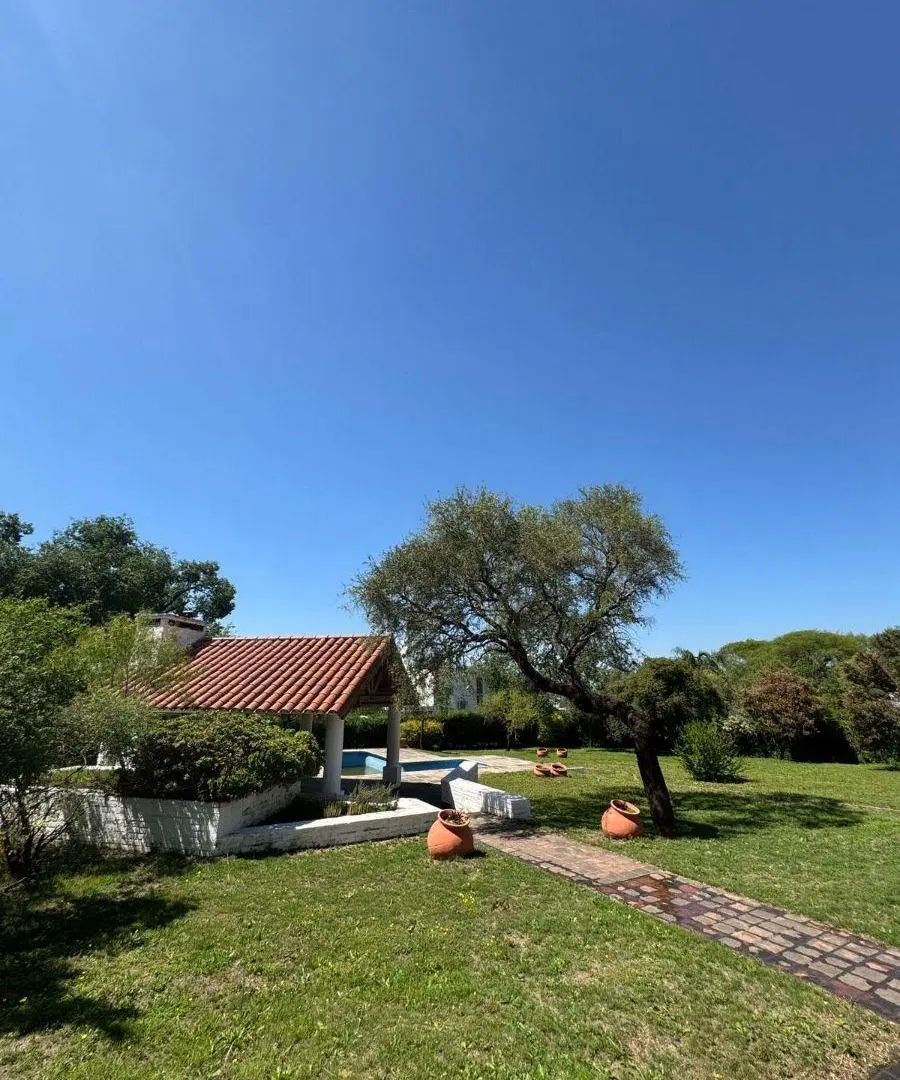 SE VENDE! lote de terreno en la mejor zona del golf de Villa Allende! 4