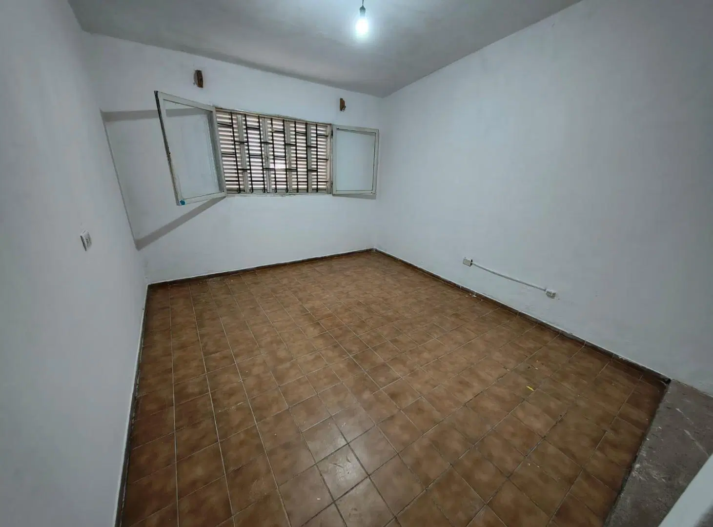 VENTA CASA DOS DORMITORIOS     B ESTACIÓN FLORES 2