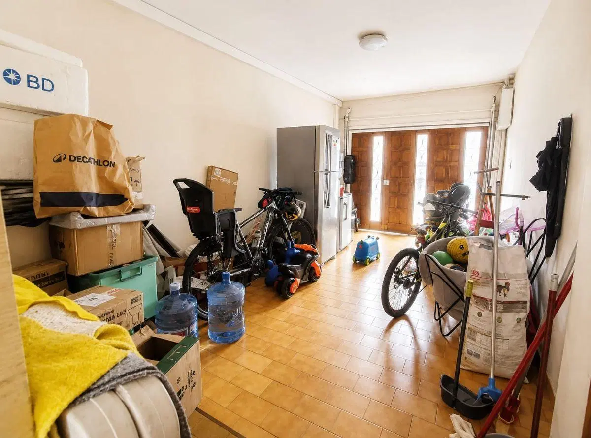 VENTA - Casa de 5 ambientes con jardín y parrilla en Florida, Vicente López! 3