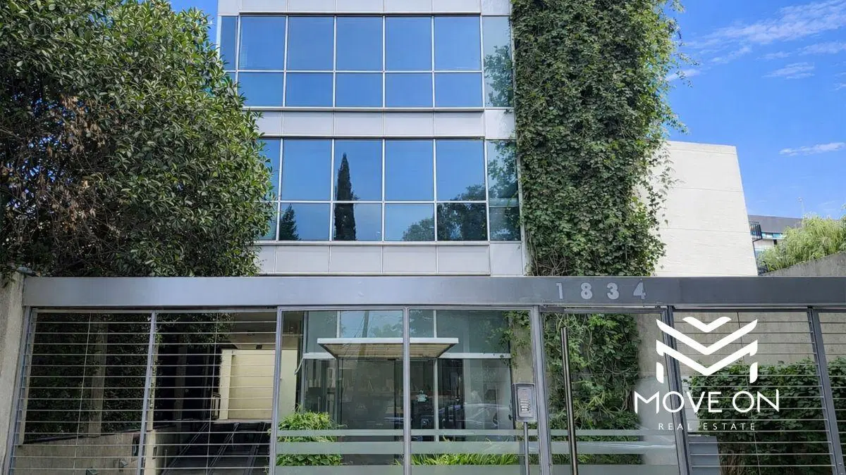 Venta - Planta de 100 metros en Primera Linea Al Rio en Vicente López! 2