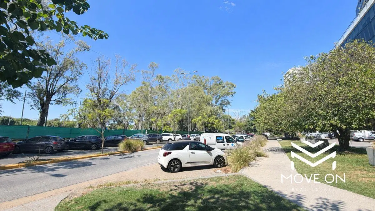 Venta - Planta de 100 metros en Primera Linea Al Rio en Vicente López! 5