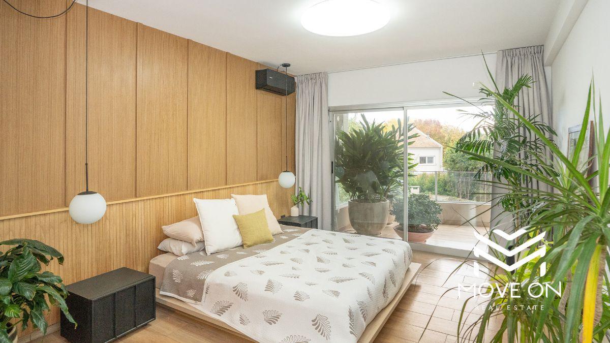 ALQUILER AMOBLADO- 3 AMBIENTES DE 170 M2 C/ 2 COCHERAS -BALCON ATERRAZADO EN PUNTA CHICA