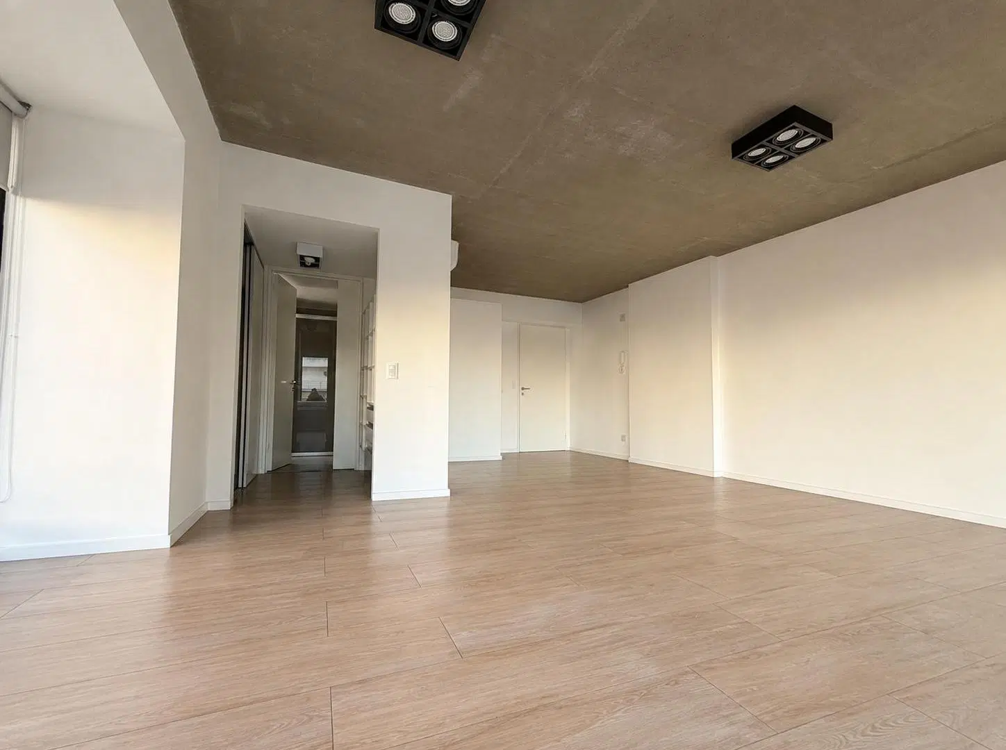 TORRE HUB - ALQUILER - Monoambiente divisible apto profesional en Nuñez! 4