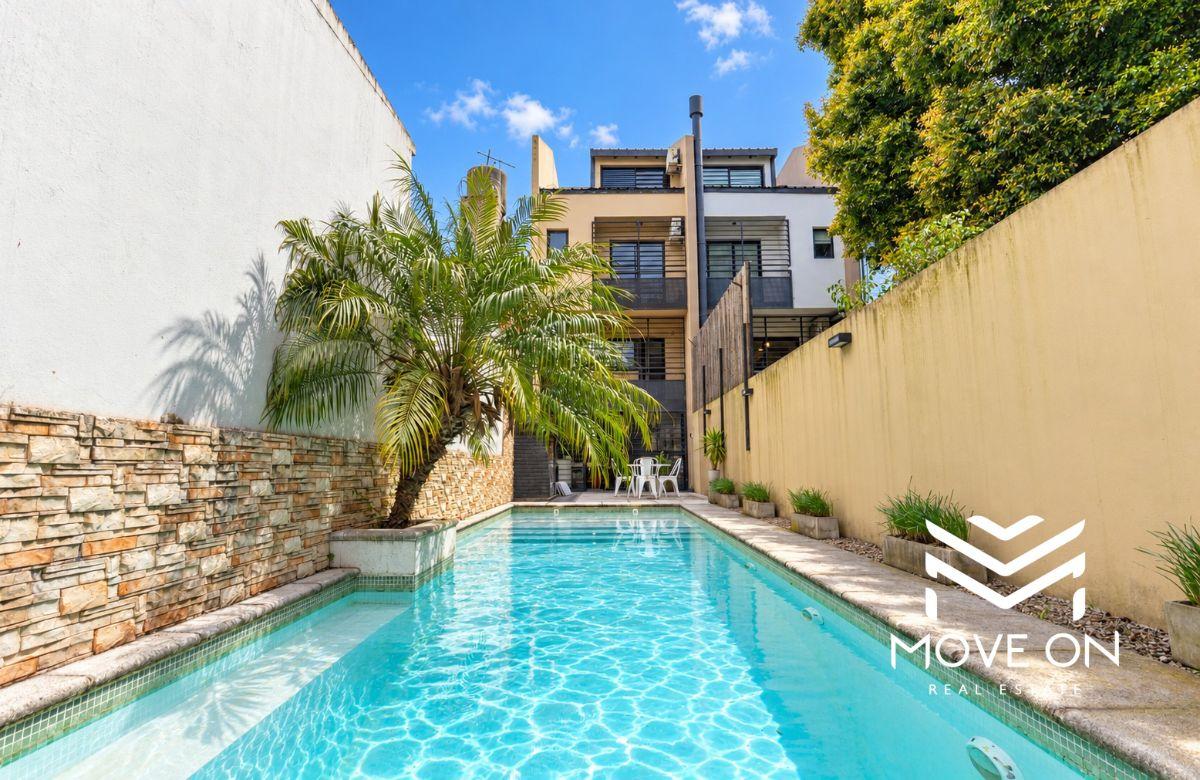 Foto de VENTA - Triplex de 4 dormitorios con Jardin y Piscina propia en Vicente, imagen 1