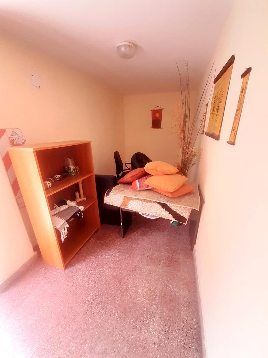 Venta / Permuta Casa Uso Apto Uso Institucional - Comercial. Pte Roca 1100. 5