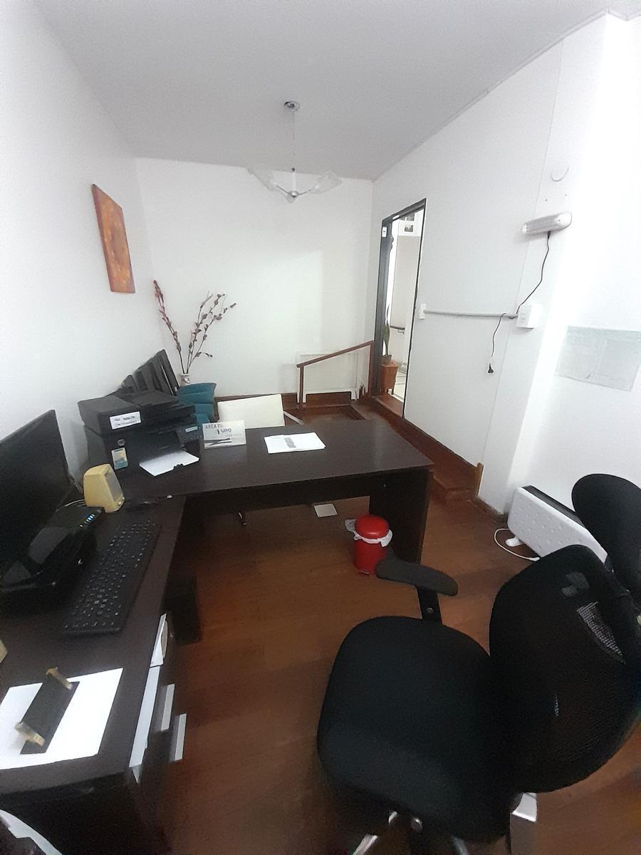 Venta / Permuta Casa Uso Apto Uso Institucional - Comercial. Pte Roca 1100. 4
