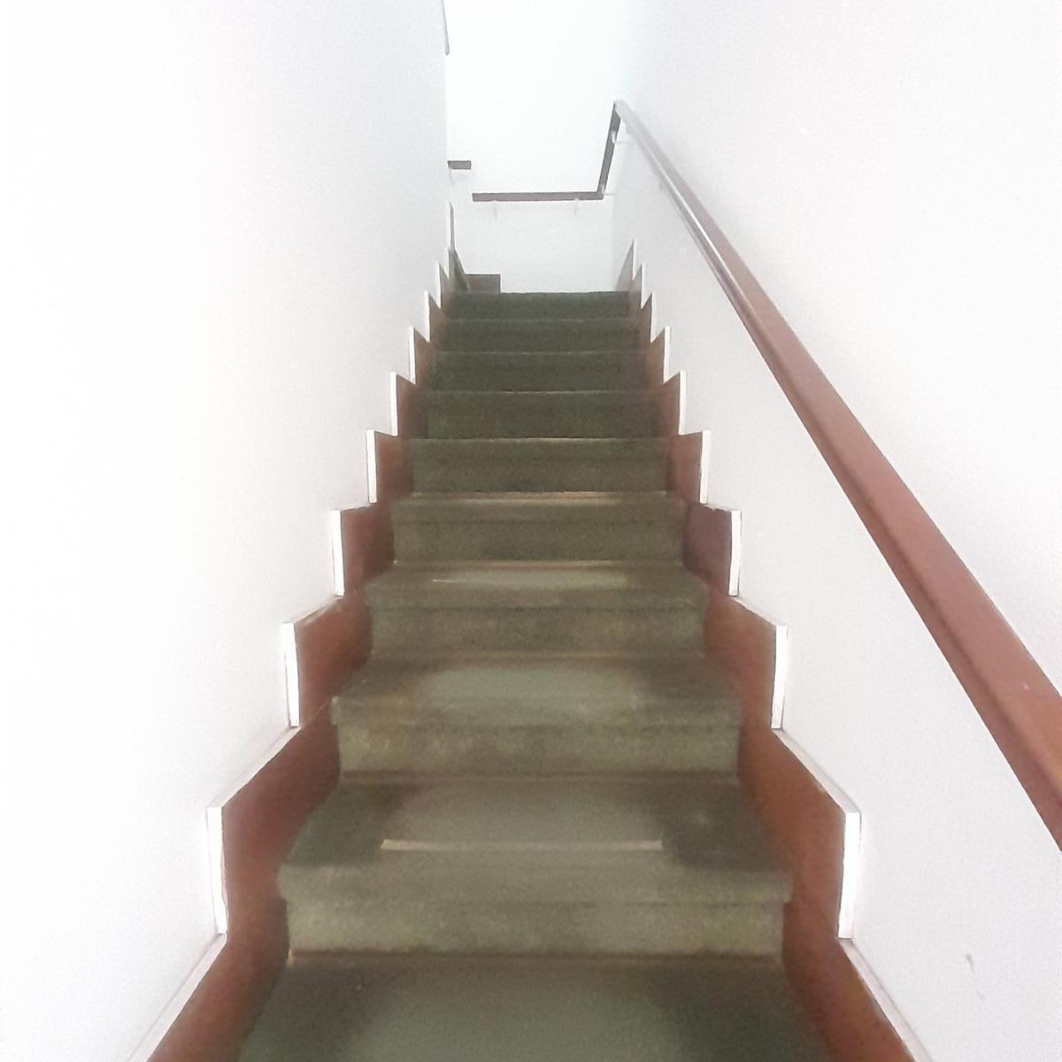 Venta / Permuta Casa Uso Apto Uso Institucional - Comercial. Pte Roca 1100. 4