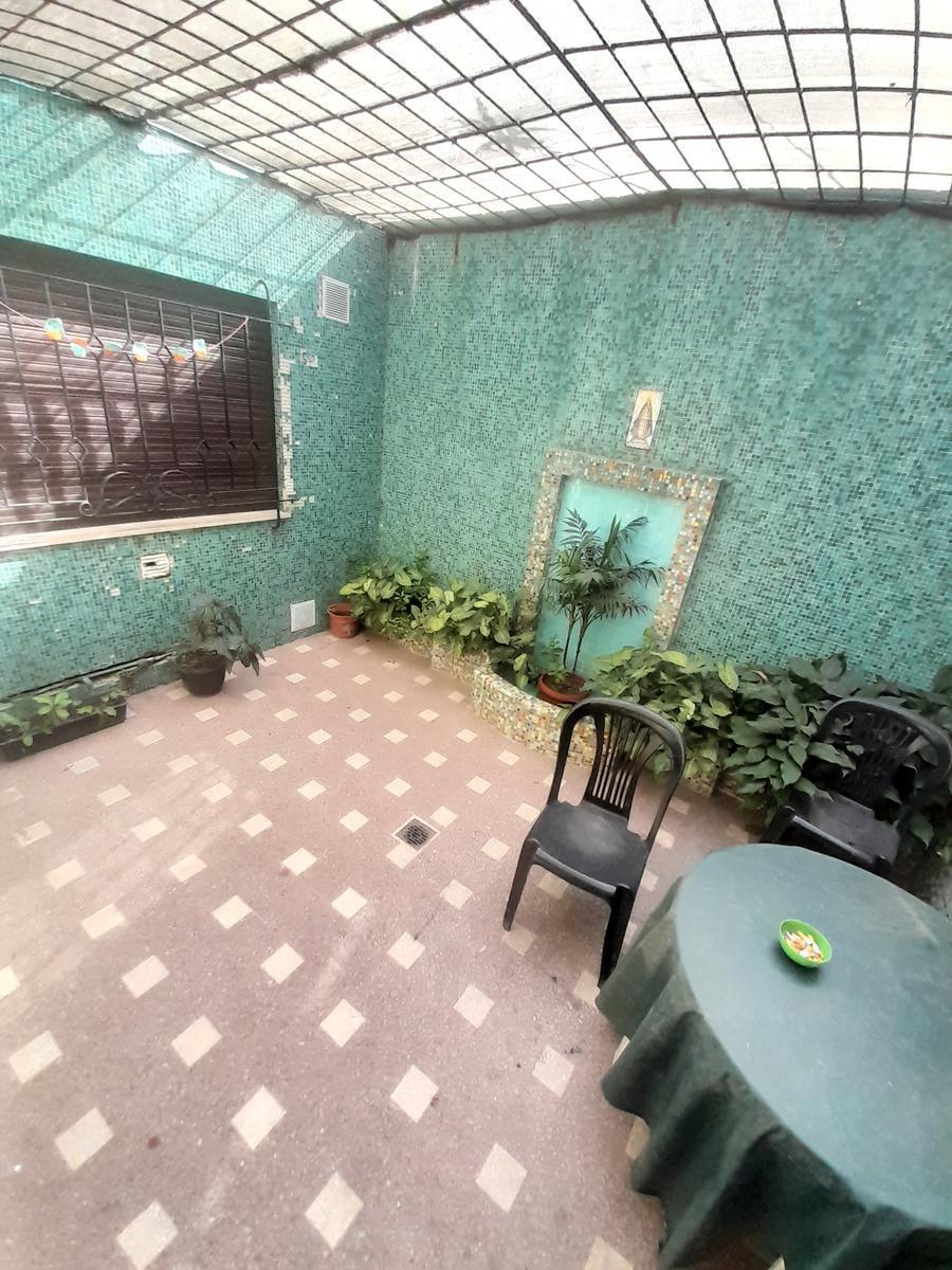 Venta / Permuta Casa Uso Apto Uso Institucional - Comercial. Pte Roca 1100. 3