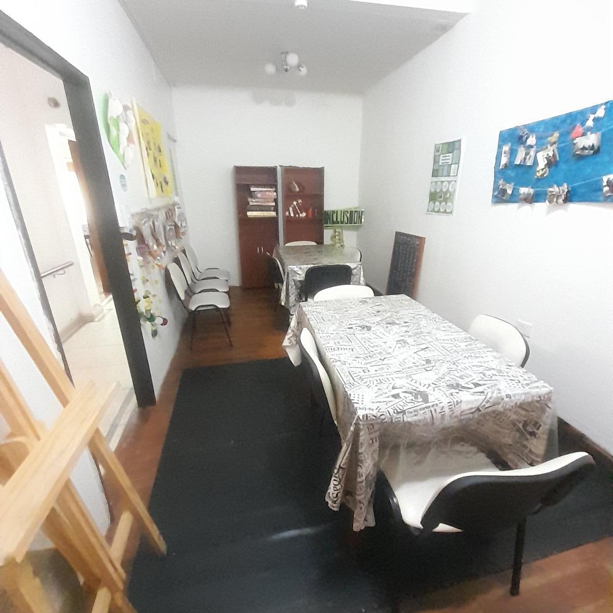 Venta / Permuta Casa Uso Apto Uso Institucional - Comercial. Pte Roca 1100. 5