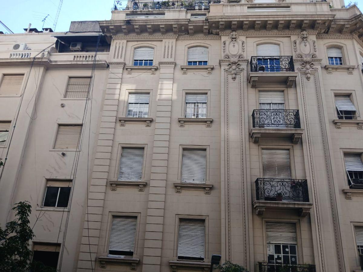2 AMB. CON BALCON