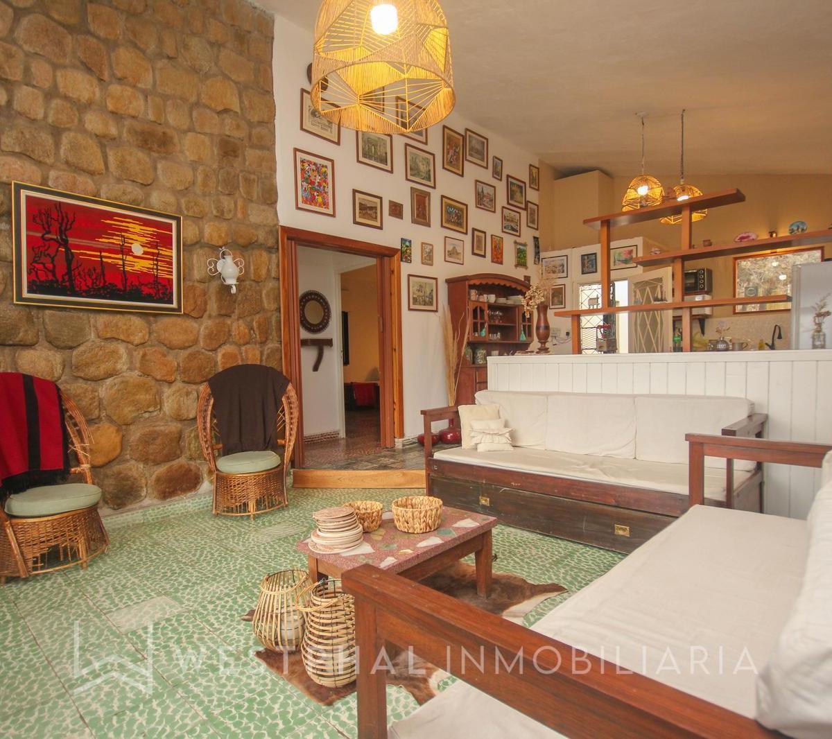 Venta - Distinguida Casa de Fin de Semana en El Mollar 1