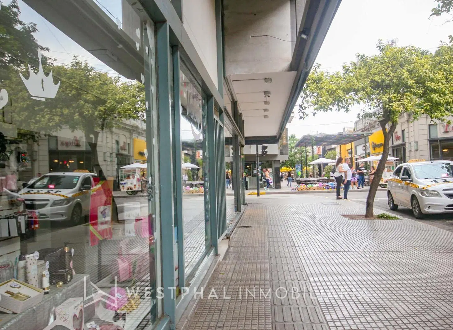 Venta - Subsuelo para Depósito, Showroom u Oficina 2