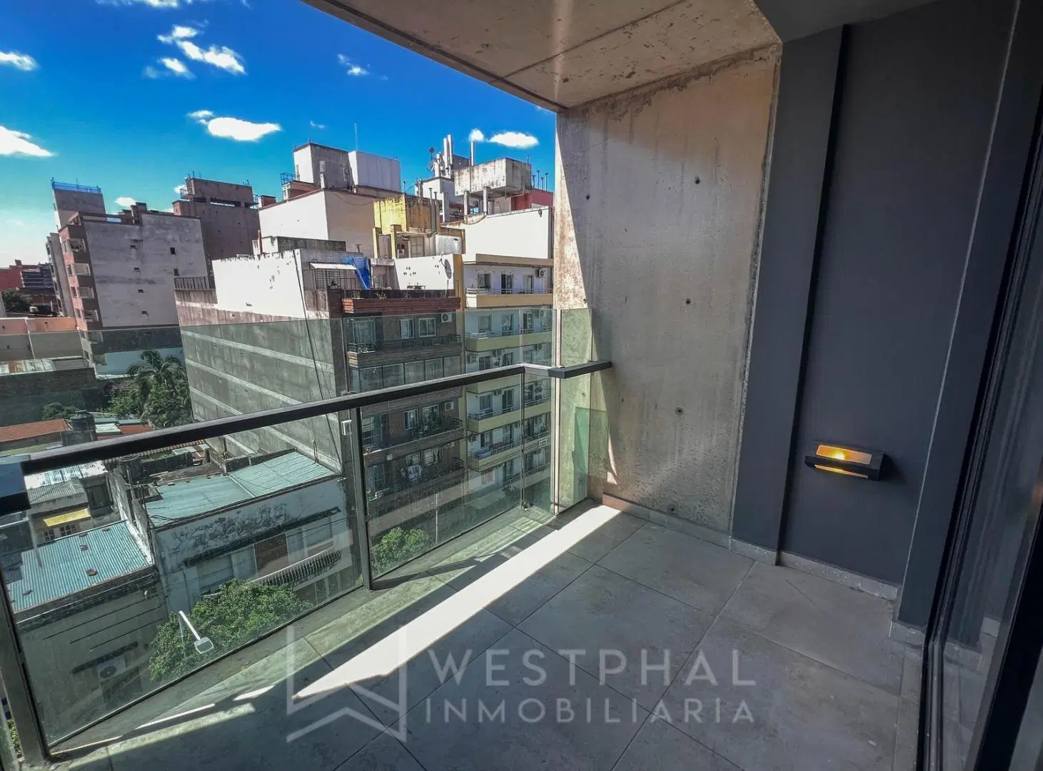 Alquiler - Departamento 2 dormitorios con cochera opcional en Barrio Sur 2