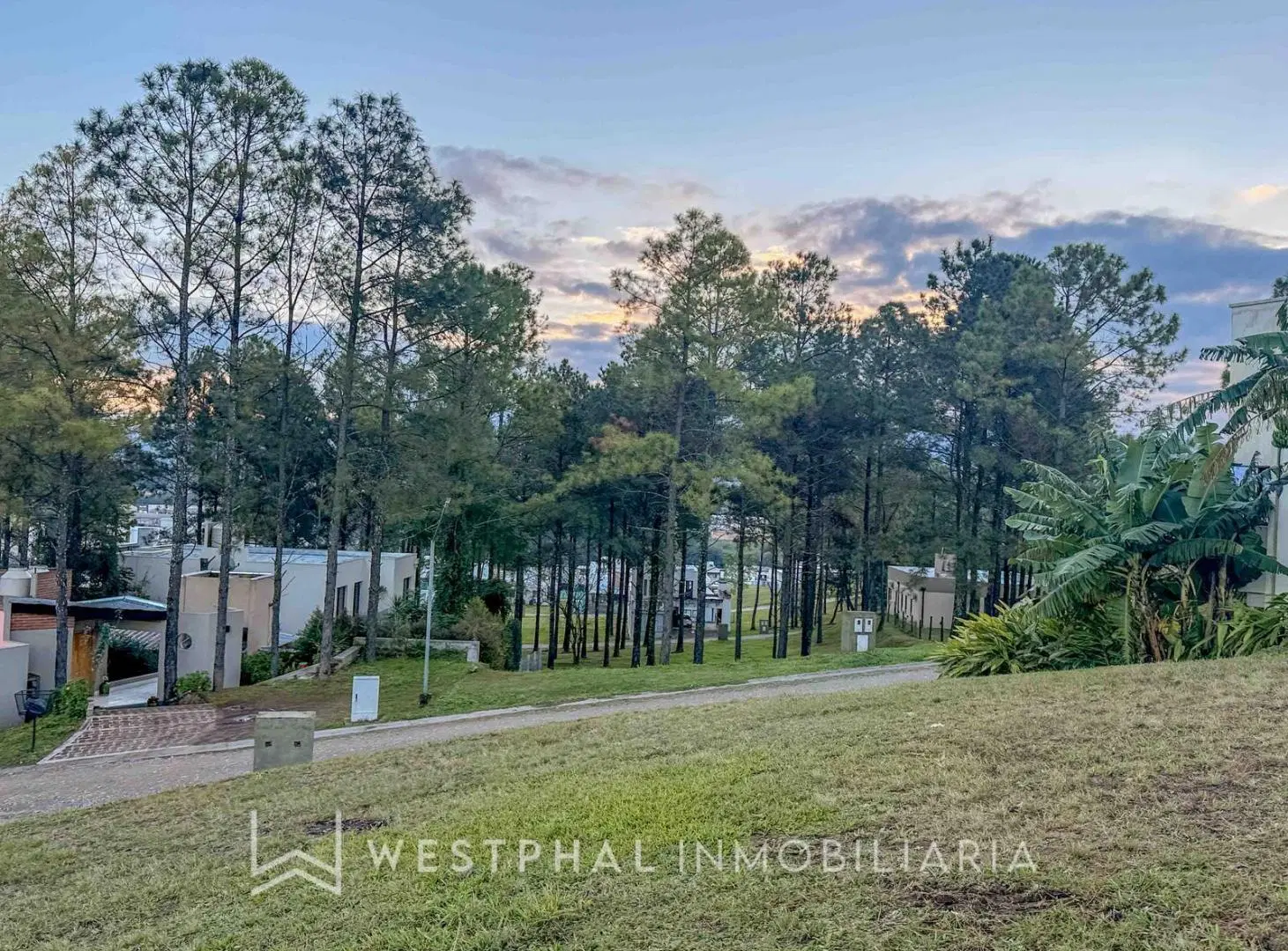 VENTA- Lote en Country La Reserva 1 - 900 m2 5