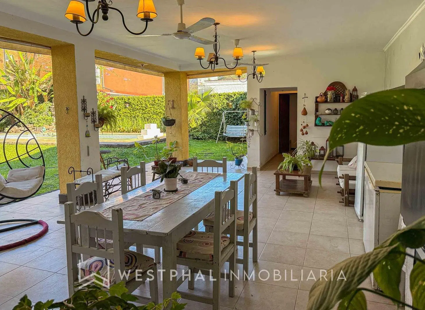 VENTA IMPORTANTE CASA EN YERBA BUENA DE 4 DORMITORIOS. 8