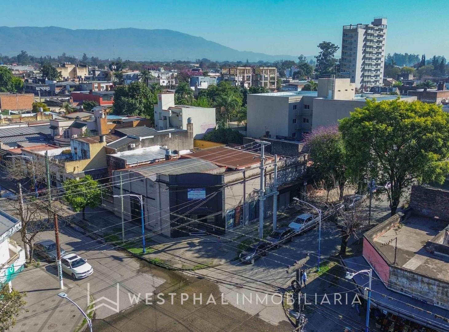 Foto de Galpon con local comercial con doble acceso en importante esquina, imagen 3