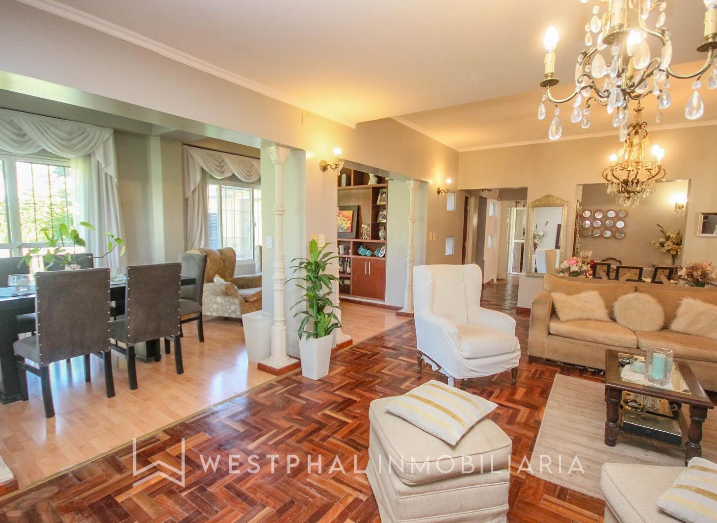 Foto de VENTA IMPORTANTE CASA EN YERBA BUENA DE 4 DORMITORIOS., imagen 4
