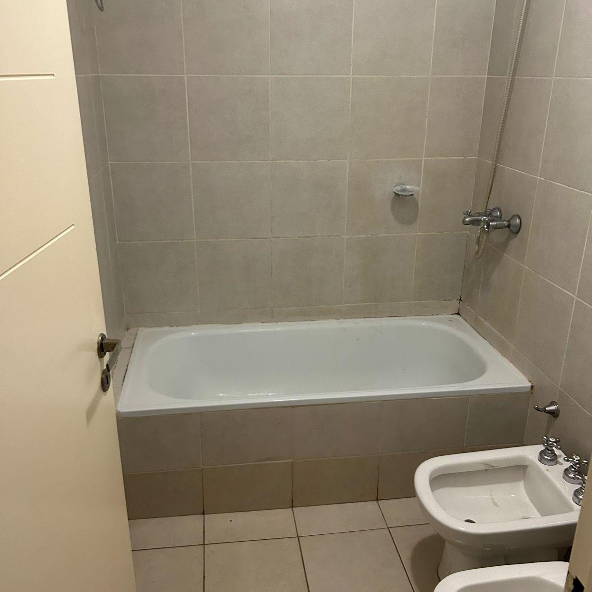 Vendo Depto de 2 Dor, con Balcon y Amenities, Derqui 33. 1