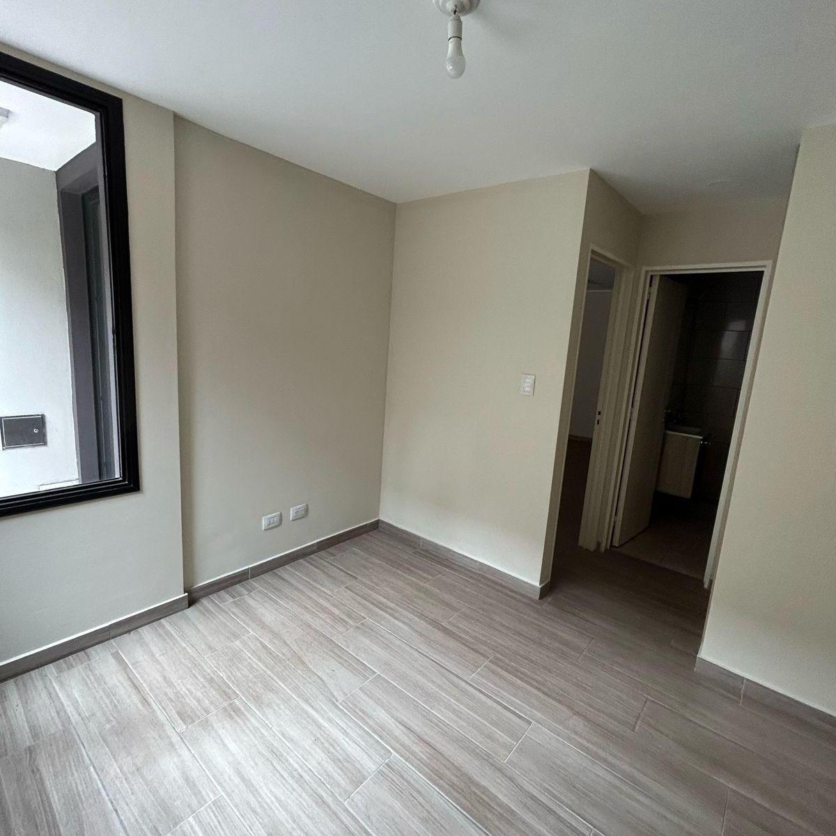 Vendo Hermoso Depto un Dorm. Pb con Patio Rondeau 232 4