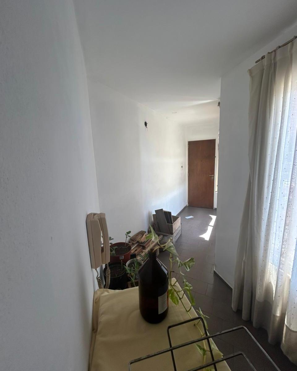 Vendo Depto de un Dor Santa Fe 425 2