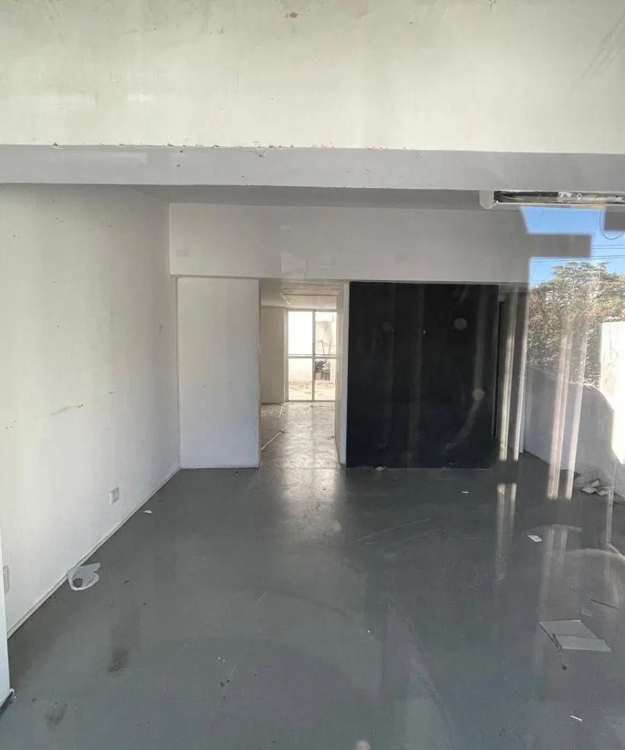 ALQUILO LOCAL COMERCIAL JOSE LUIS TEJEDA 4238 2