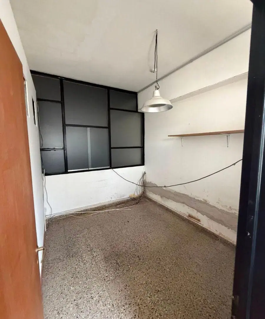 ALQUILO GALPON DE 600M2 CON OFICINAS 5