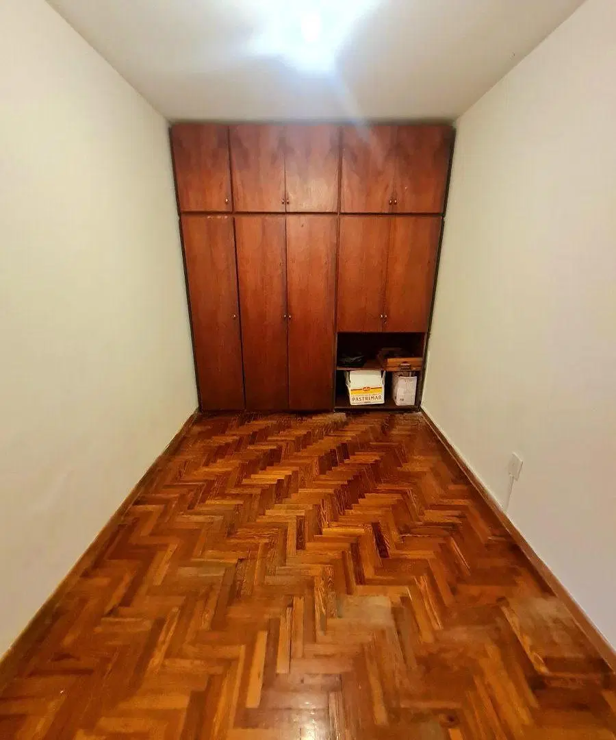 Apto Crédito. Casa de Pasillo (No Es Ph) Excelente Estado - 4 Dorm. 2 Baños, Terraza y Parrillero. 5