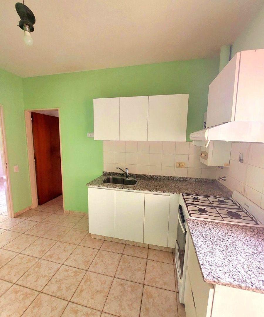 Foto de Departamento 2 Dorm con doble balcón, Ventilación Cruzada, Amplios Ambientes. Excelente Distribución, imagen 2