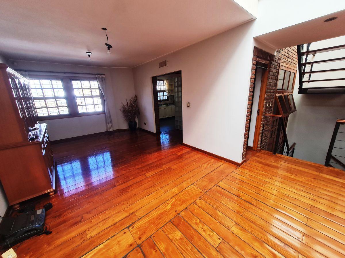 Foto de Enorme casa y Oficina Para Vivir y Trabajar en El Mismo Lugar — Muy, imagen 4