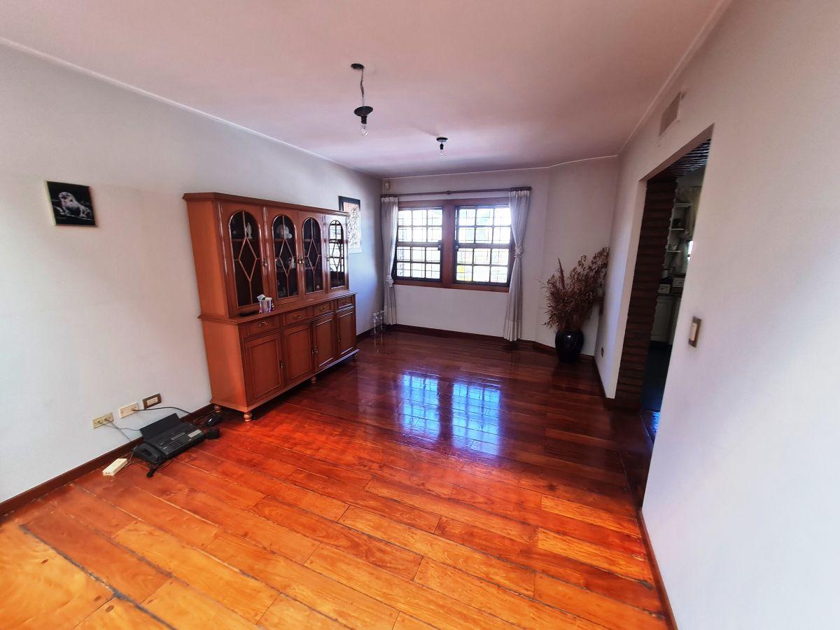 Foto de Enorme casa y Oficina Para Vivir y Trabajar en El Mismo Lugar — Muy, imagen 3