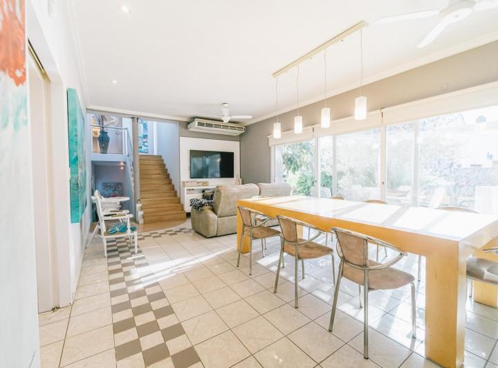 Hermosa casa en venta en Palihue 5