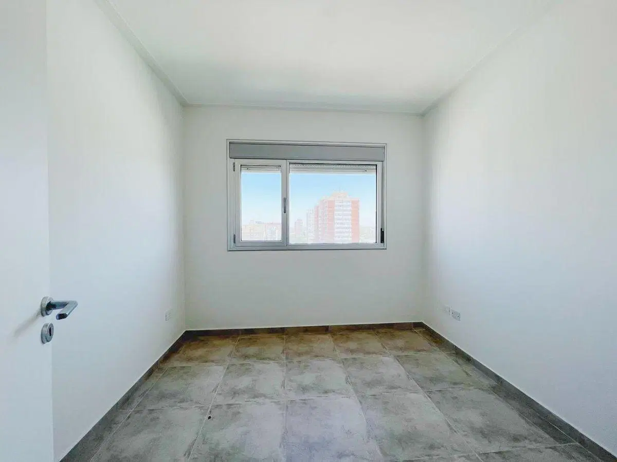UN DORMITORIO EN VENTA 2