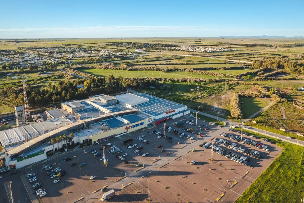 Foto de Terreno Comercial 16.209m² - Frente a Makro - Zonificación CSE2, imagen 5