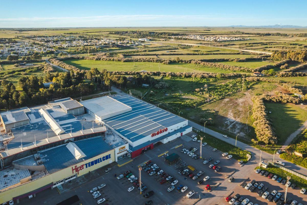 Foto de Terreno Comercial 16.209m² - Frente a Makro - Zonificación CSE2, imagen 1