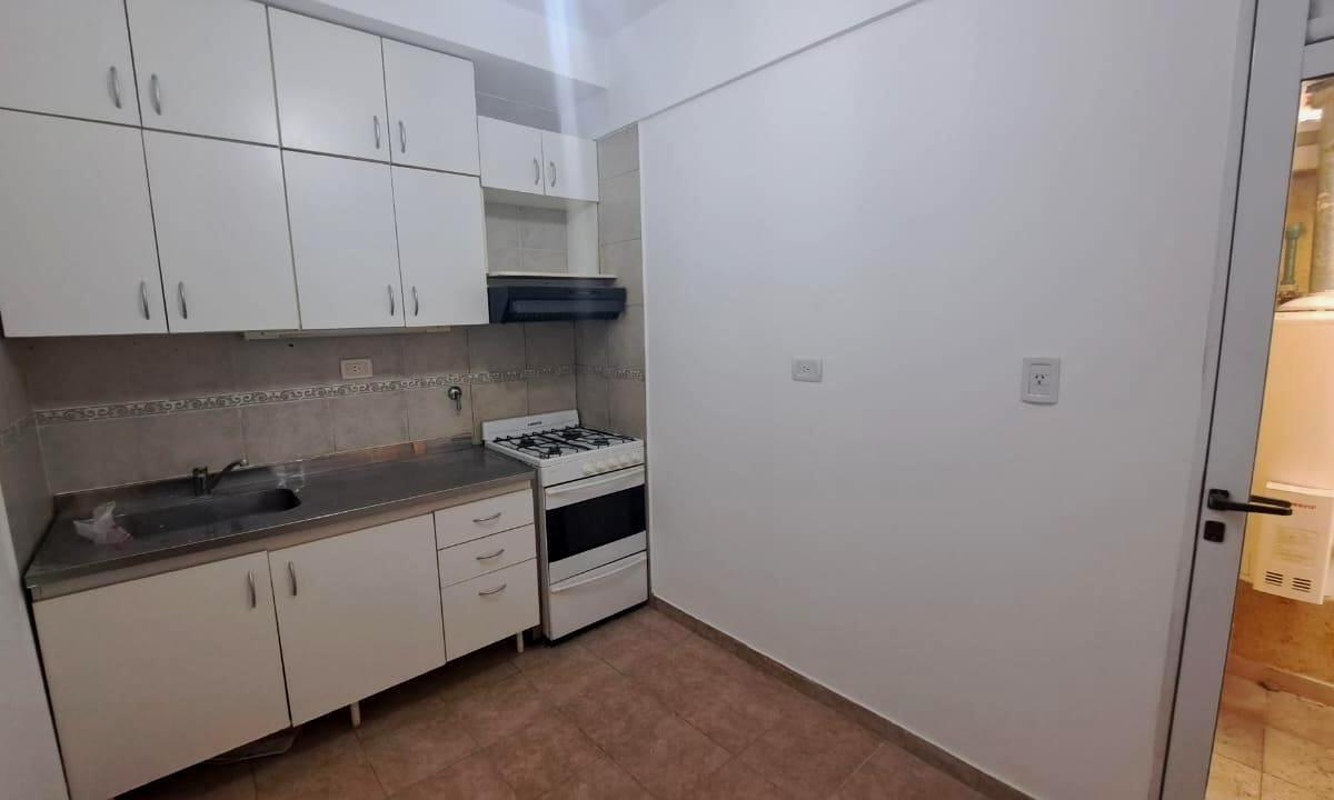 Venta Departamento Parque Chacabuco 2 Ambientes Patio 2