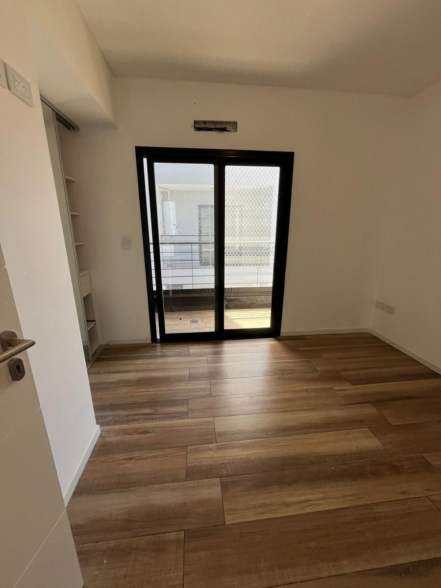 Venta Departamento 3 Ambientes en San Martin 5
