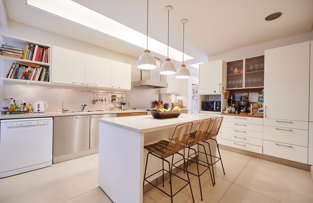 Venta - Casa 8 Ambientes - Vicente López 2