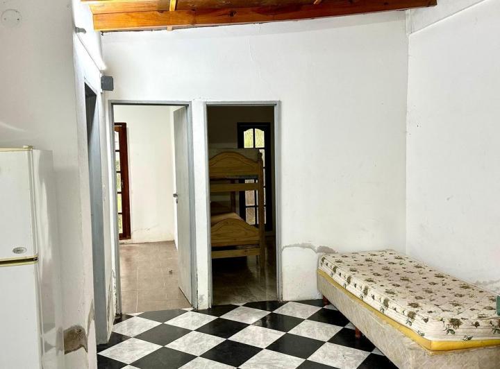 Foto de Venta Casa con Pileta Arboles Ruta 2, imagen 3