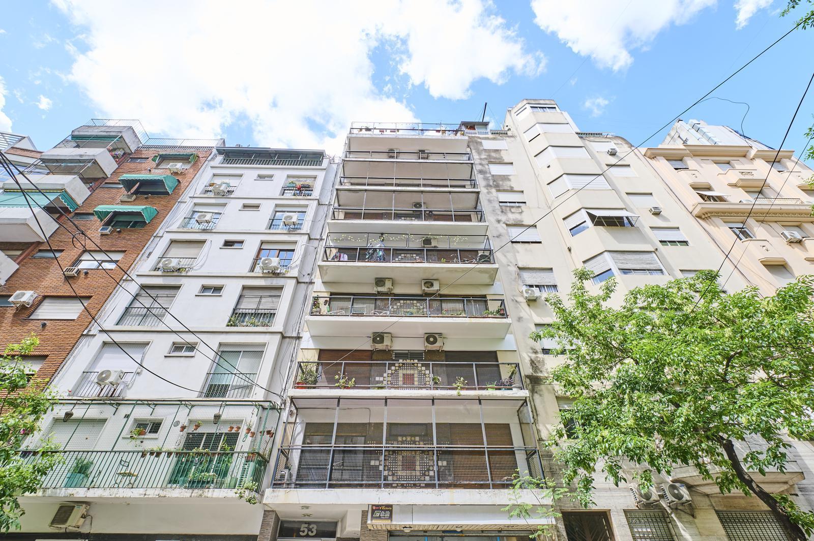Venta departamento 5 ambientes piso alto