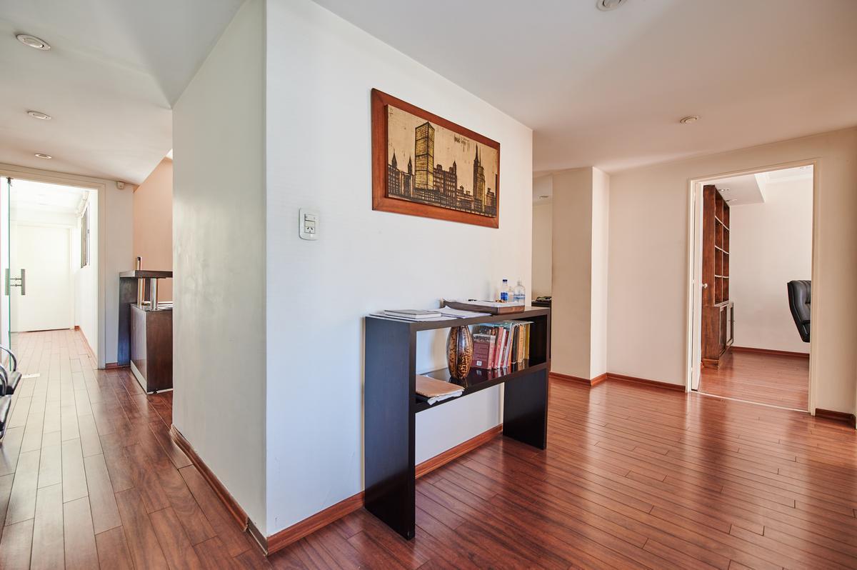 Venta Piso alto al frente sobre Av. Callao 300