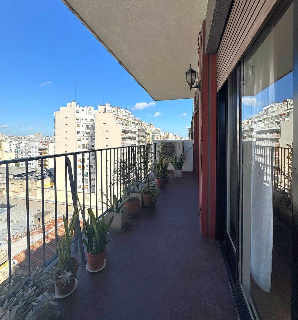 VENTA Departamento 3 ambientes con dependencia - Almagro
