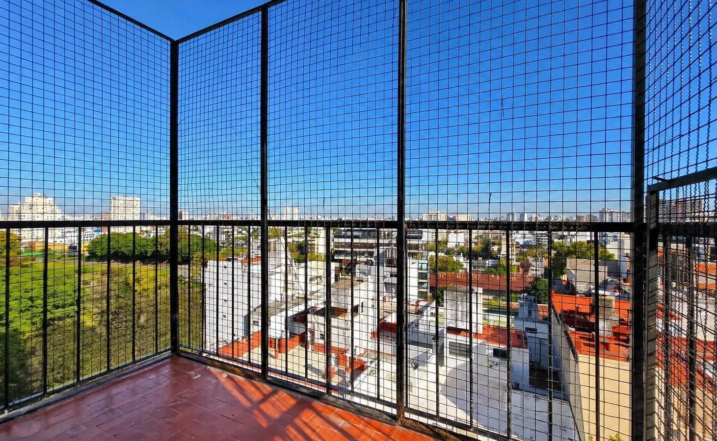 venta Departamento 3 ambientes con cochera y seguridad en Colegiales 4