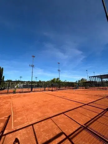 DPTO DE 3 HABITACIONES CON VISTA ABIERTA AL RÍO - MARINAS GOLF 3