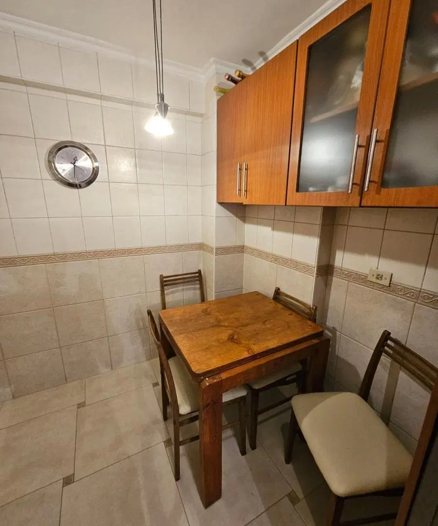 Venta Departamento 4 ambientes c/cochera en Parque Chacabuco 5