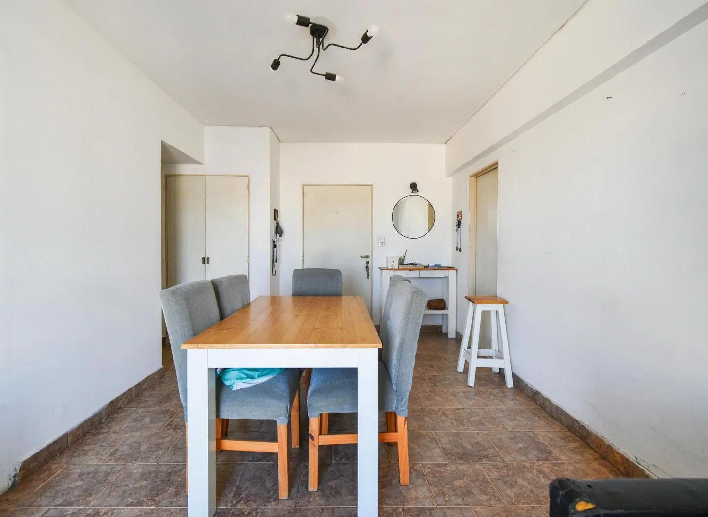 VENTA DEPARTAMENTO 2 AMBIENTES AL FRENTE. VISTA PANORAMICA. SAN TELMO. APTO CREDITO. 2