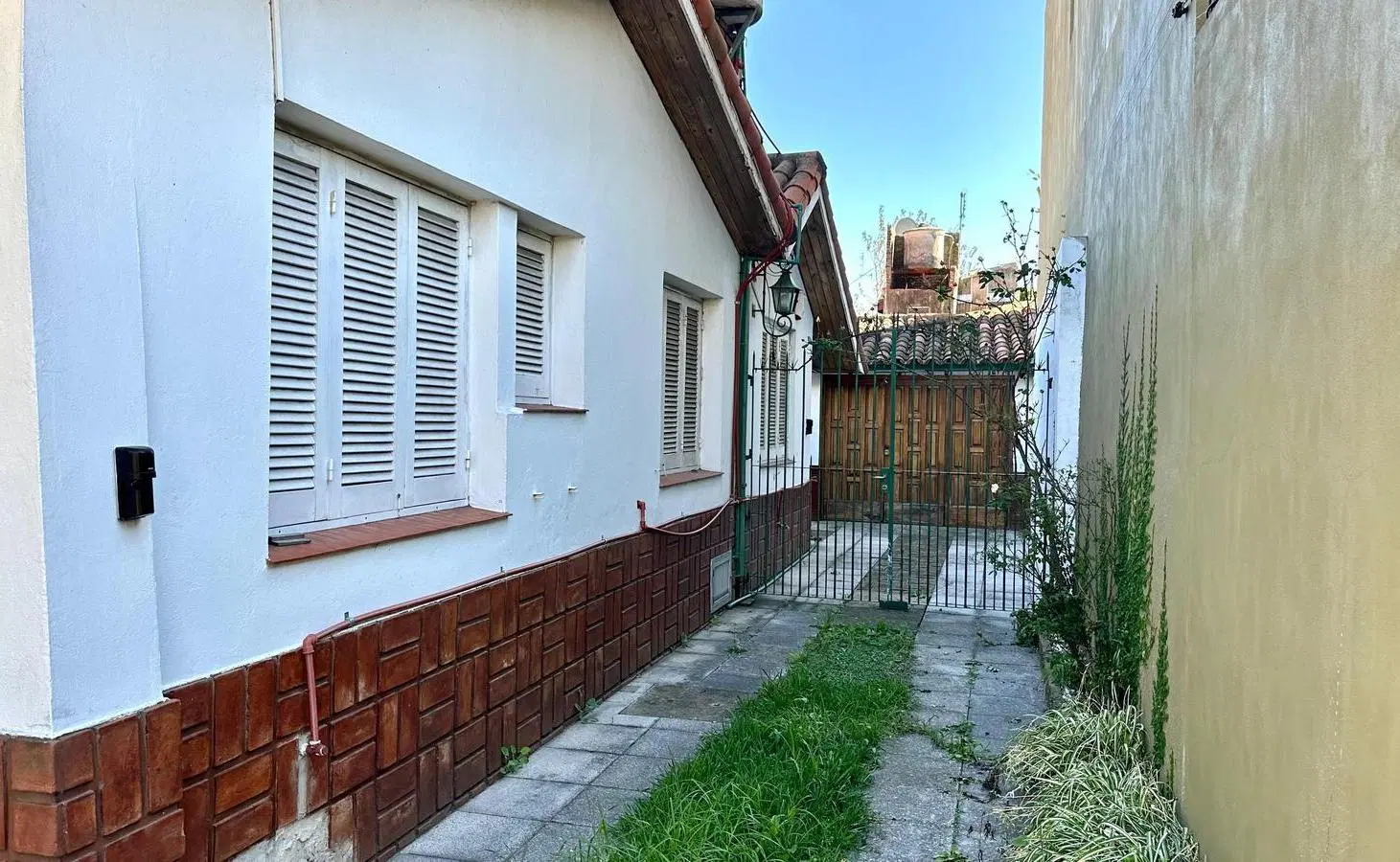 Venta Casa en Quilmes Potencial Reciclar Proyecto 4